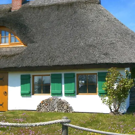 Im Fischerhaus Hiddensee 33 Qm Apartmán *